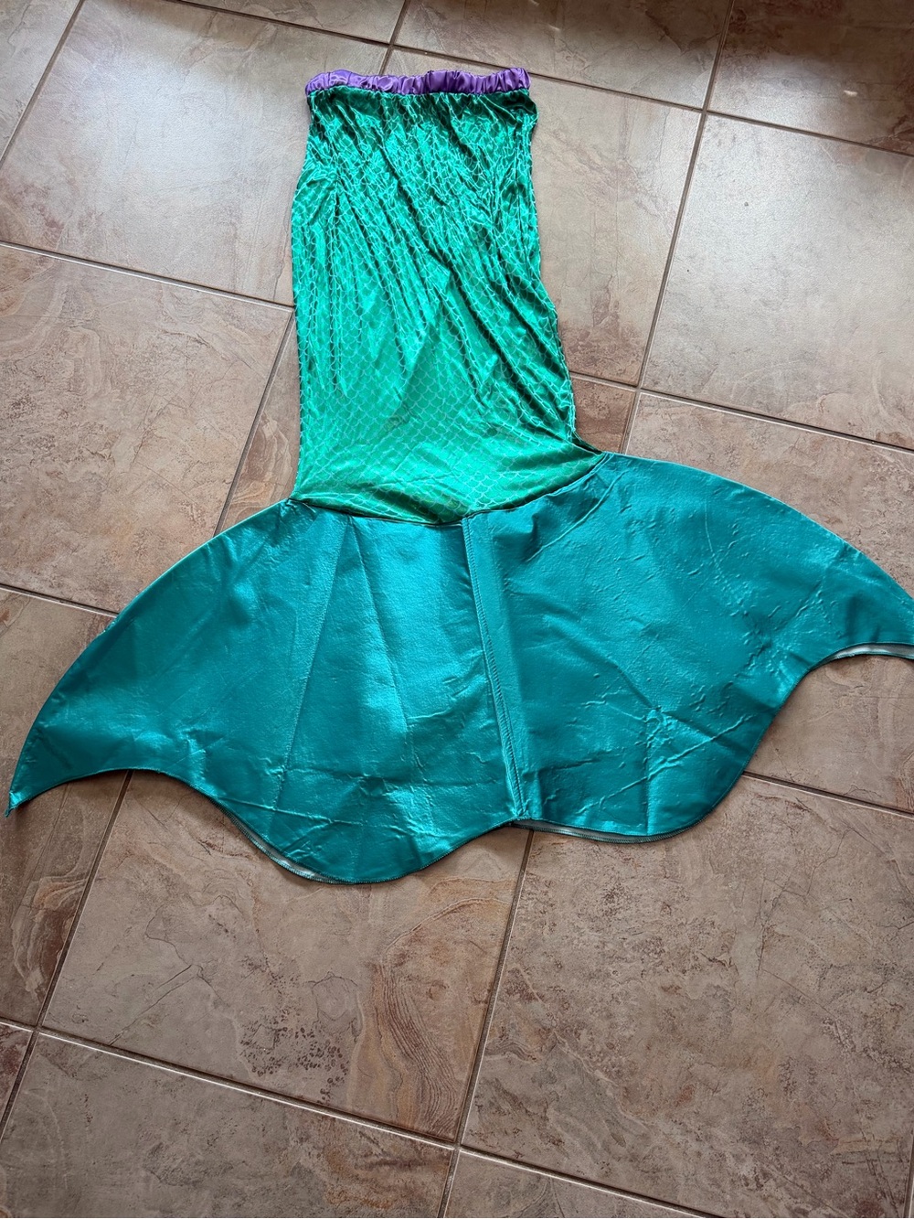 Alamar Green Teal Mermaid Tail